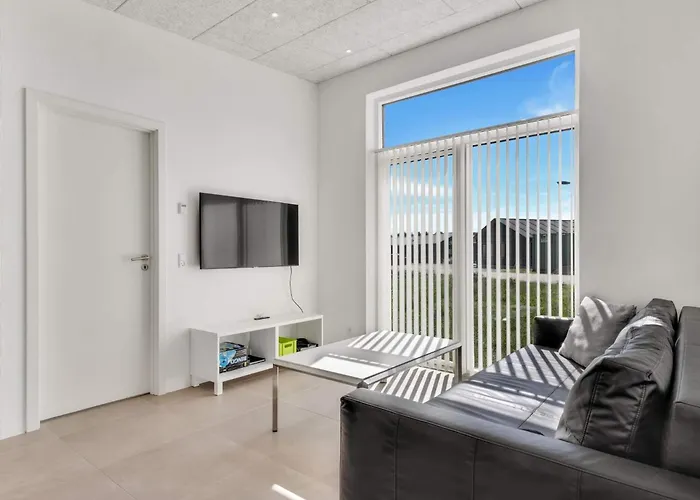 別荘 Stylish Retreat - By Traum *